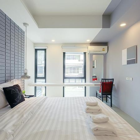 24 Hills Hotel バンコク都 エクステリア 写真
