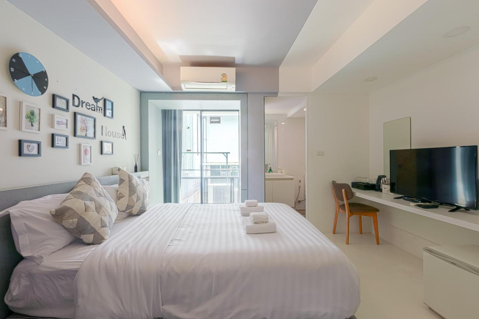 24 Hills Hotel バンコク都 エクステリア 写真